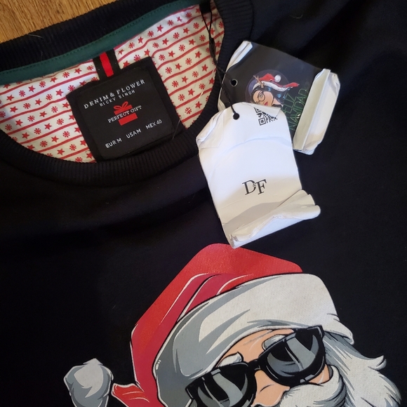 Savage Santa Nwt Womens Crewneck Christmas Sweater Medium Denim & Flower - Picture 4 of 4